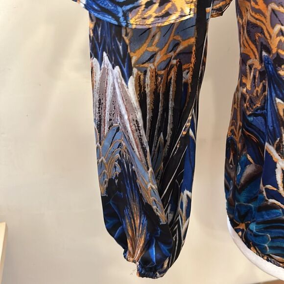 Bisou Bisou multicolored off the shoulder cut out blouse Size S EUC - Picture 5 of 13